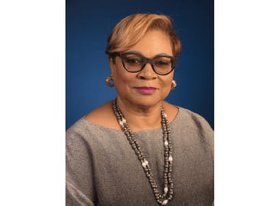 Headshot of Bobbie Knight