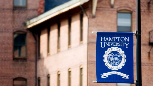 Hampton University sign