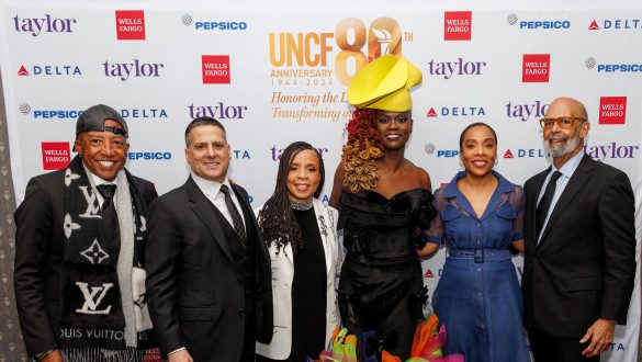 Honoree, Co-Chairs and Dr. Lomax