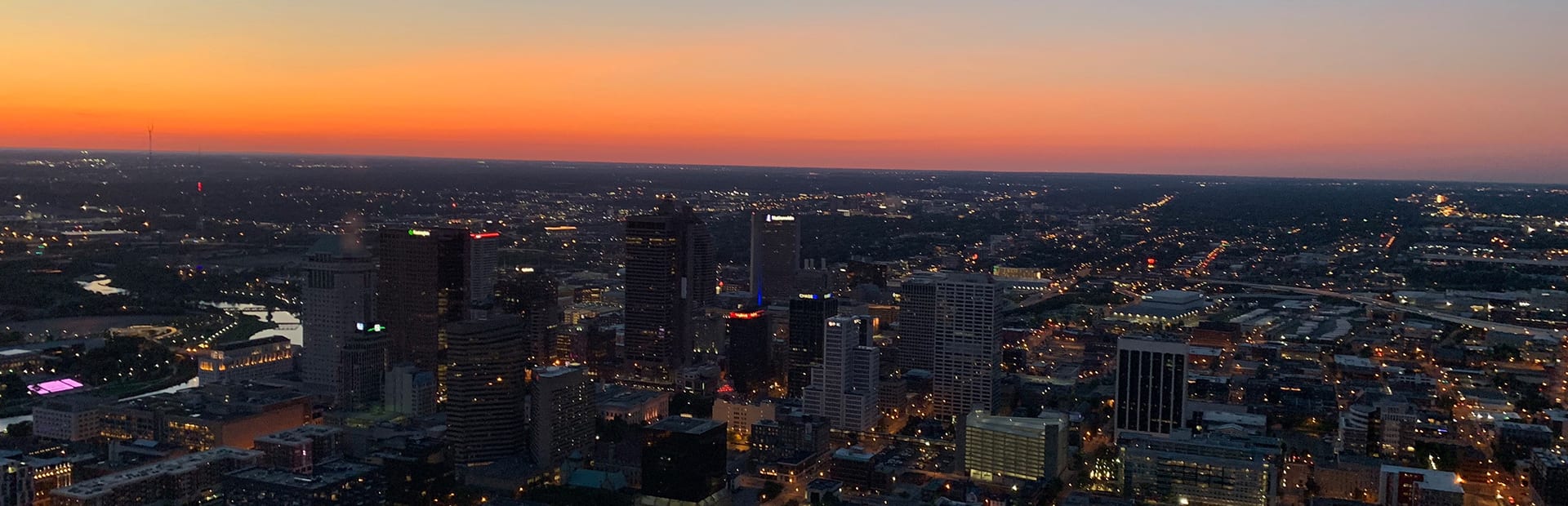 Aerial shot of Columbus, Ohio at dusk